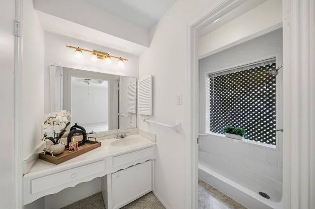 13539 Brook Hollow Drive, Sugar Land, TX 77498