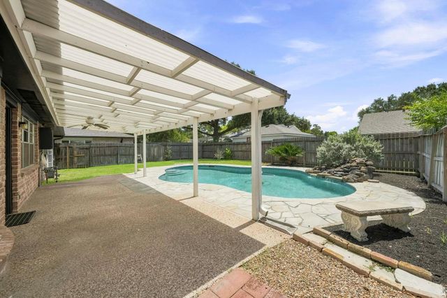 13539 Brook Hollow Drive, Sugar Land, TX 77498
