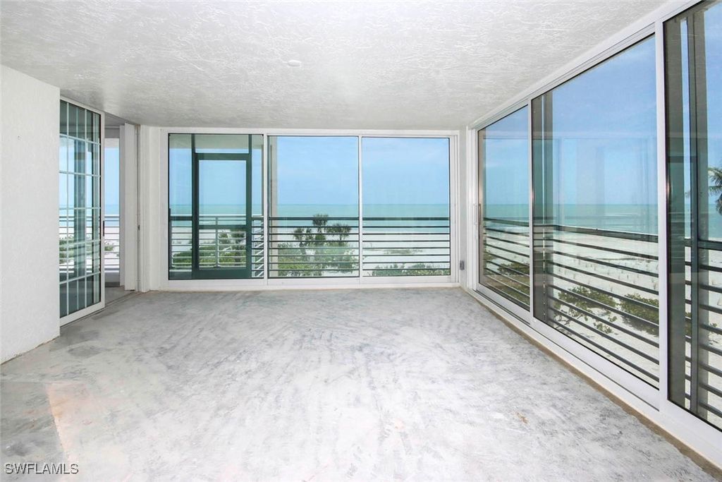 2959 W Gulf DR 204, Sanibel, FL 33957