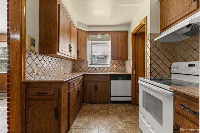 4508 Korte Street, Dearborn, MI 48126