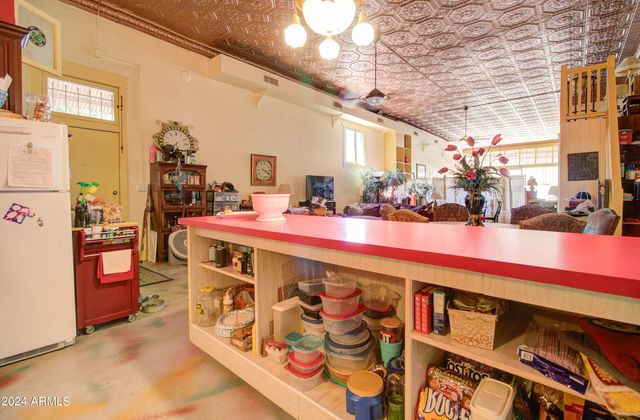 198 N CHISHOLM Avenue, Miami, AZ 85539