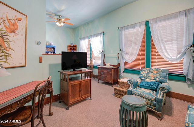 198 N CHISHOLM Avenue, Miami, AZ 85539