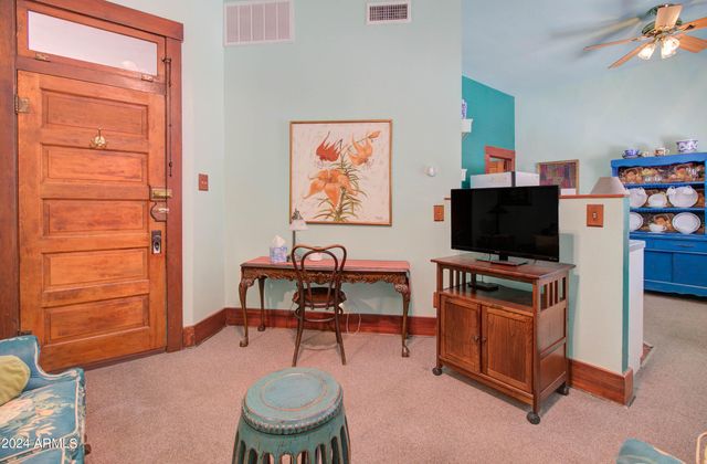 198 N CHISHOLM Avenue, Miami, AZ 85539