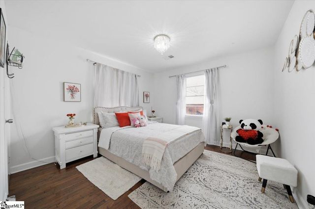 22 Ray Street, Greenville, SC 29611