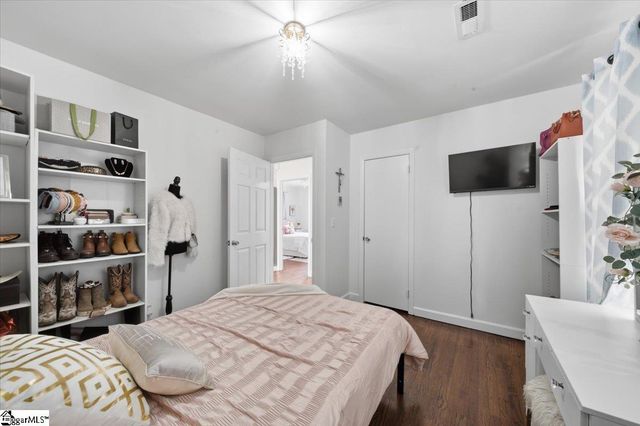 22 Ray Street, Greenville, SC 29611