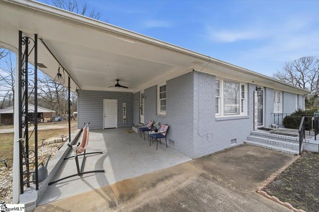 22 Ray Street, Greenville, SC 29611