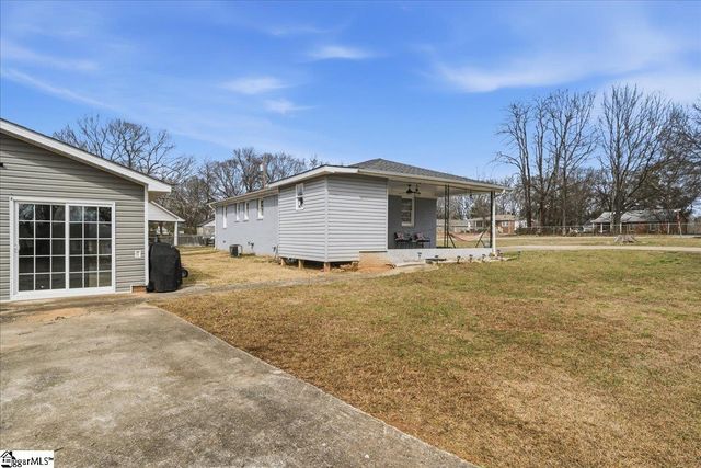 22 Ray Street, Greenville, SC 29611