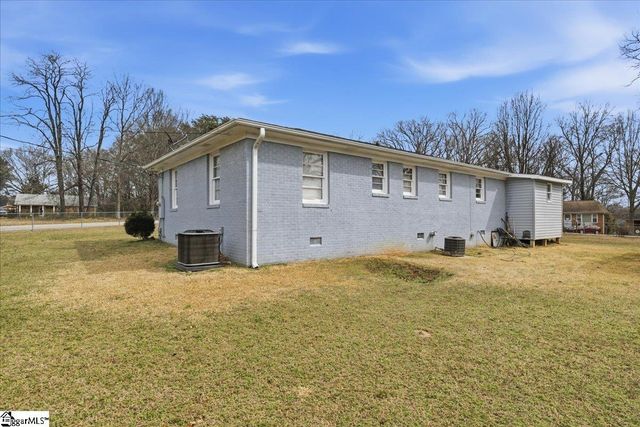 22 Ray Street, Greenville, SC 29611