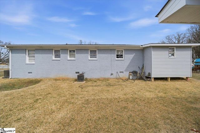 22 Ray Street, Greenville, SC 29611