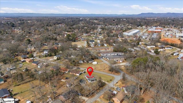 22 Ray Street, Greenville, SC 29611