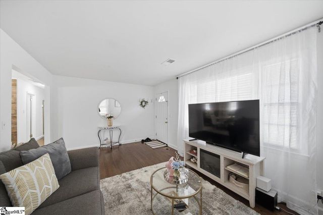 22 Ray Street, Greenville, SC 29611