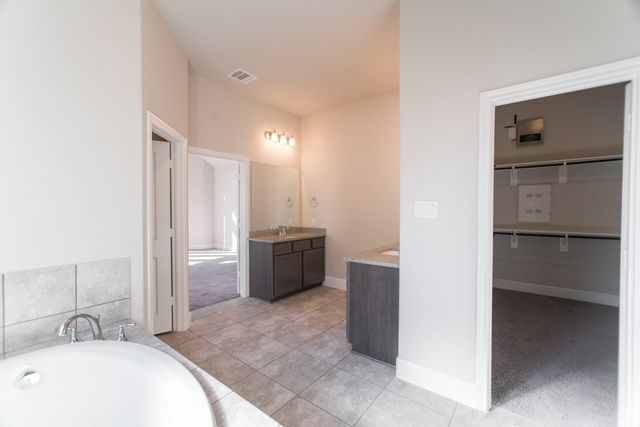 10054 Preserve Way, Conroe, TX 77385