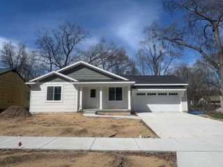1366 Leonard Avenue, Muskegon City, MI 49442