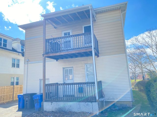 54-56 Westbourne Parkway 1st floor, Hartford, CT 06112