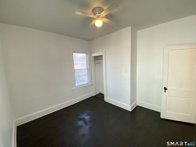 54-56 Westbourne Parkway 1st floor, Hartford, CT 06112