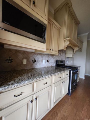 1310 Starfield Street, North Little Rock, AR 72116