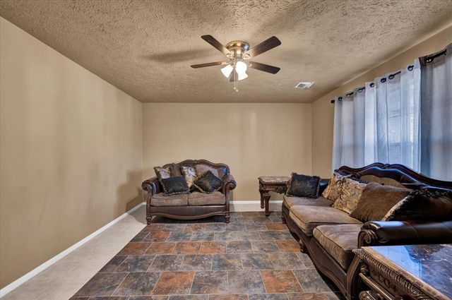 7724 NW 26th Street, Bethany, OK 73008
