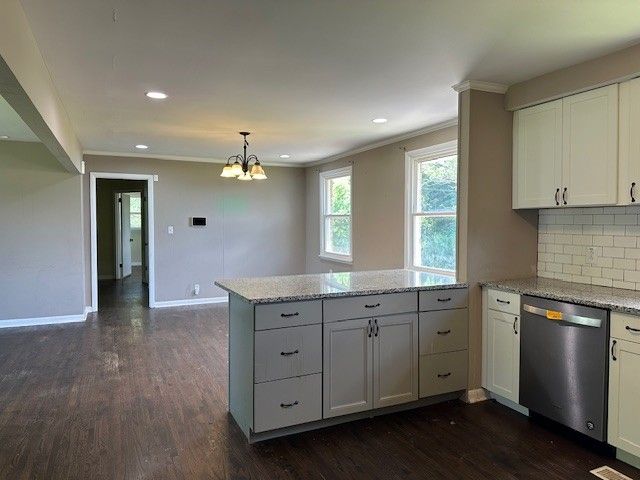 2705 W Copeland Ct, Clarksville, TN 37042