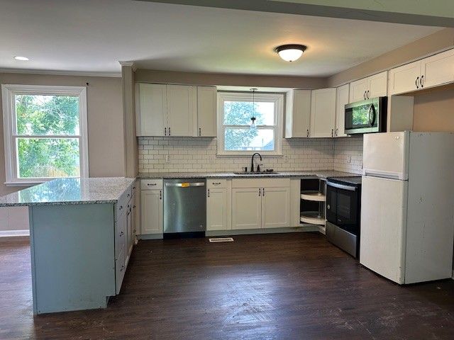 2705 W Copeland Ct, Clarksville, TN 37042