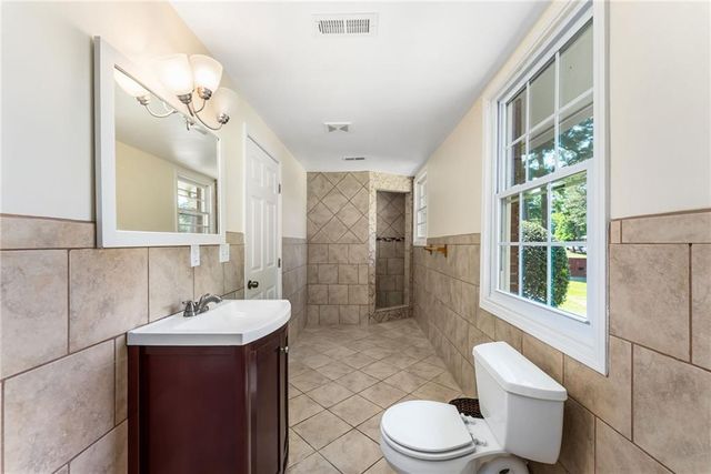 767 Woodvalley Road SW, Mableton, GA 30126
