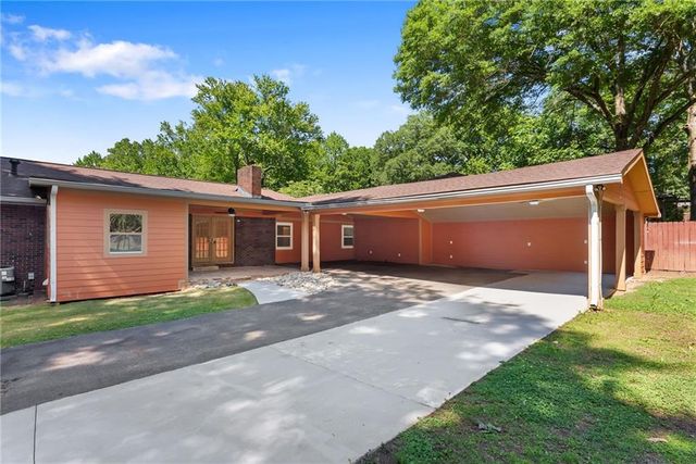 767 Woodvalley Road SW, Mableton, GA 30126