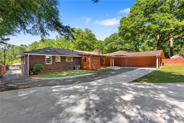 767 Woodvalley Road SW, Mableton, GA 30126