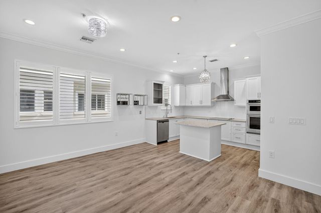 508 N Birch Road 508, Fort Lauderdale, FL 33304