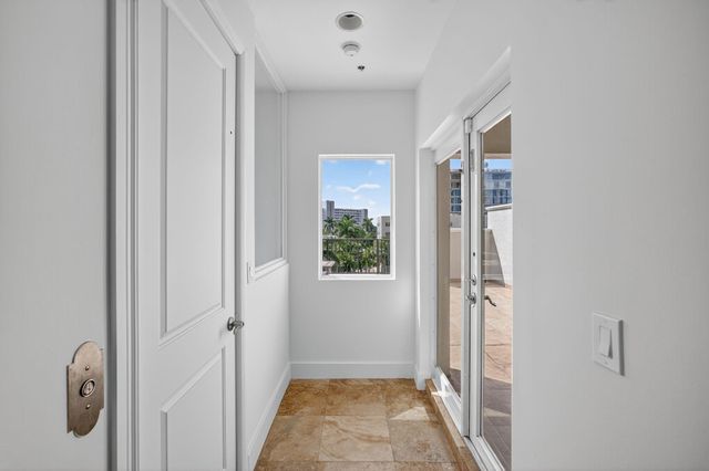 508 N Birch Road 508, Fort Lauderdale, FL 33304