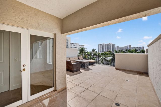 508 N Birch Road 508, Fort Lauderdale, FL 33304