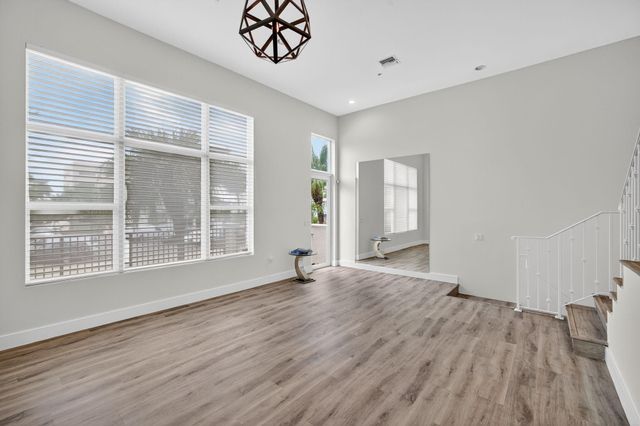 508 N Birch Road 508, Fort Lauderdale, FL 33304