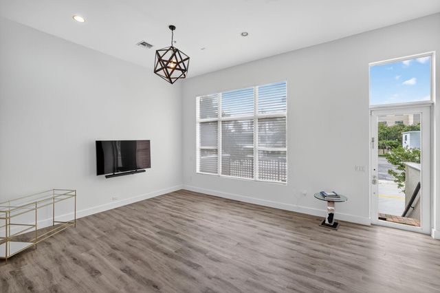 508 N Birch Road 508, Fort Lauderdale, FL 33304