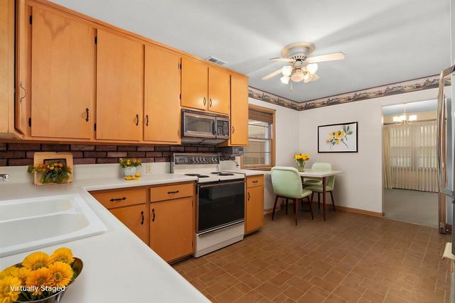 653 Orchard Drive, Madison, WI 53711
