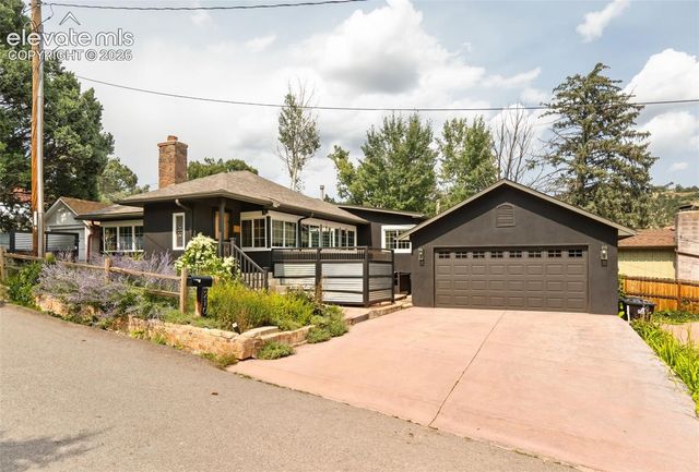 210 Mesa Avenue, Manitou Springs, CO 80829