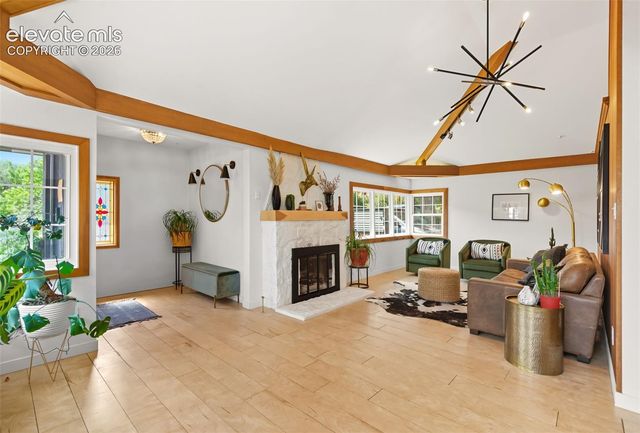 210 Mesa Avenue, Manitou Springs, CO 80829