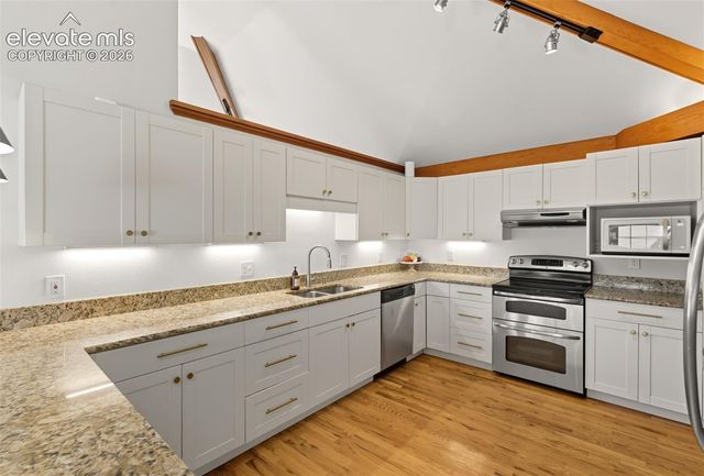 210 Mesa Avenue, Manitou Springs, CO 80829