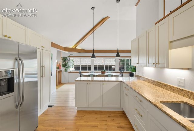 210 Mesa Avenue, Manitou Springs, CO 80829
