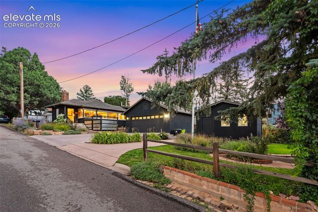 210 Mesa Avenue, Manitou Springs, CO 80829
