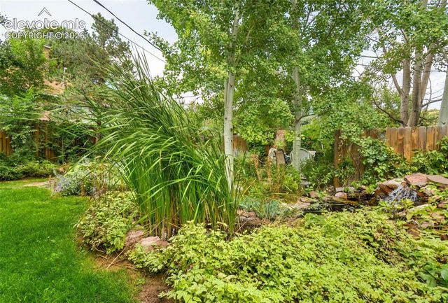 210 Mesa Avenue, Manitou Springs, CO 80829