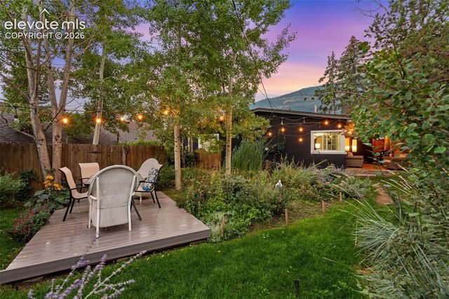 210 Mesa Avenue, Manitou Springs, CO 80829