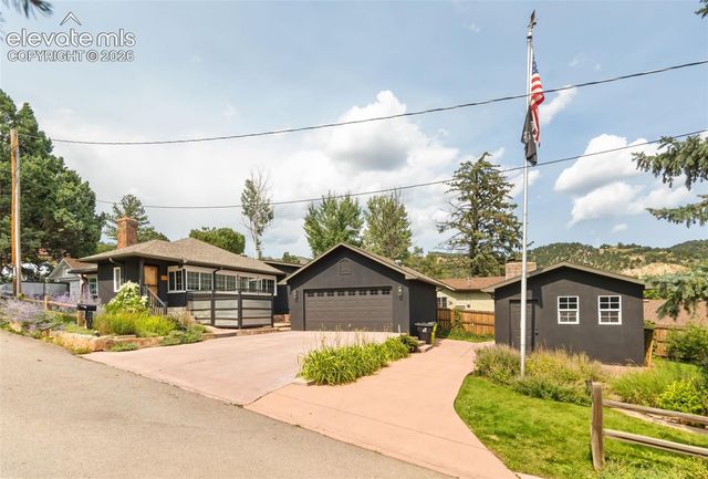 210 Mesa Avenue, Manitou Springs, CO 80829