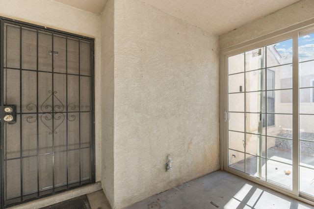 1656 Plum Road NE, Rio Rancho, NM 87144