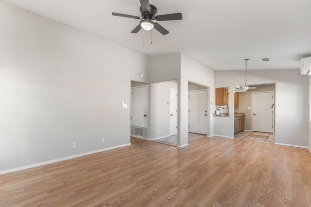 1656 Plum Road NE, Rio Rancho, NM 87144