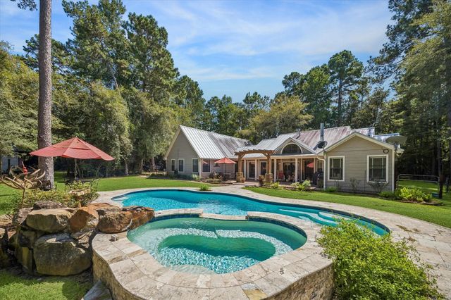 14507 Doe Court, Magnolia, TX 77355