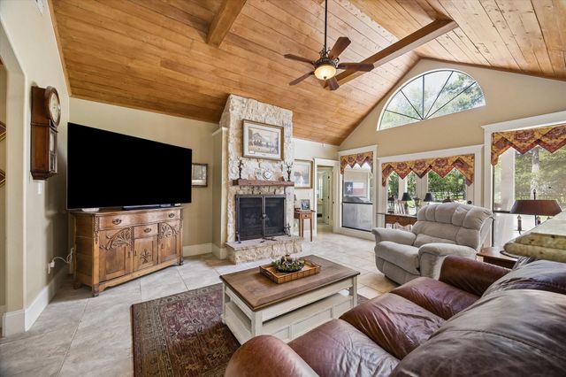 14507 Doe Court, Magnolia, TX 77355
