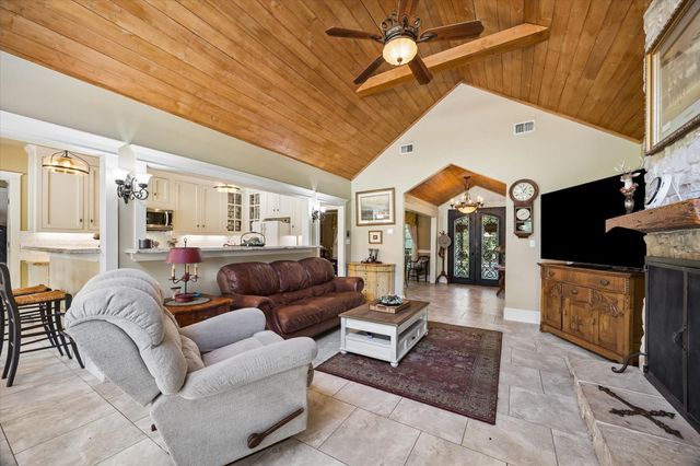 14507 Doe Court, Magnolia, TX 77355