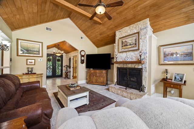 14507 Doe Court, Magnolia, TX 77355