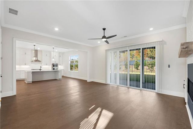 710 Garden Reserve Lane, Alpharetta, GA 30005