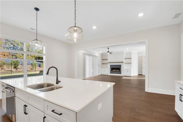 710 Garden Reserve Lane, Alpharetta, GA 30005