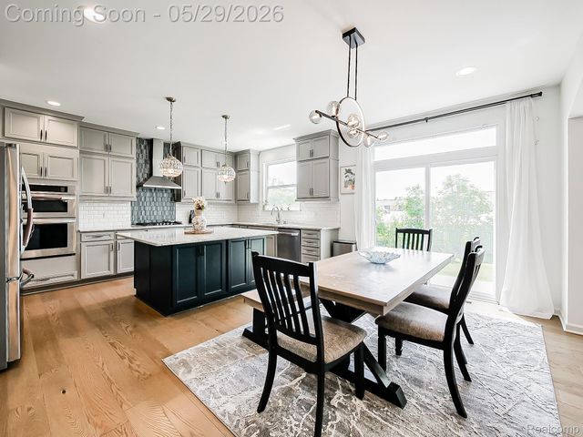 4054 Jayden Court, Sterling Heights, MI 48314