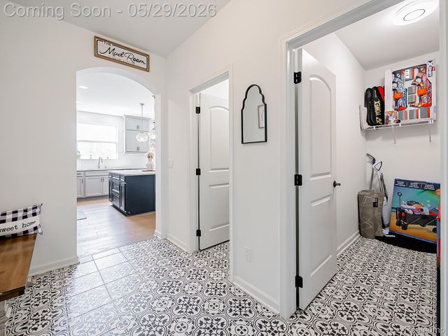 4054 Jayden Court, Sterling Heights, MI 48314